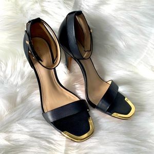 Pour La Victoire strappy gold heels